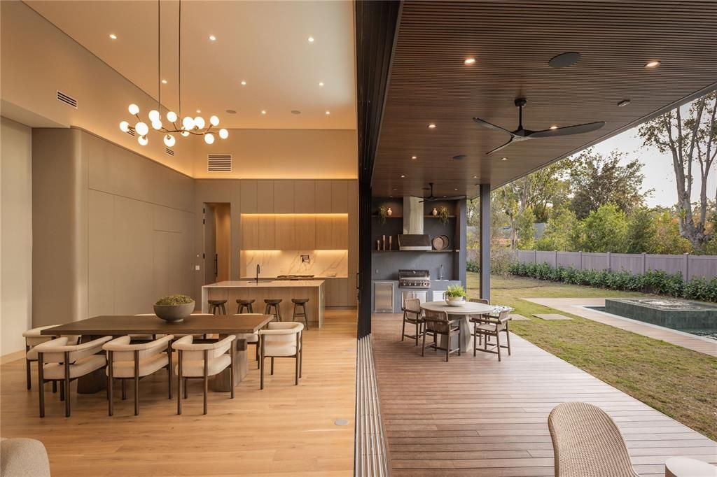 For Sale: $4,499,995 (6 beds, 6 baths, 5428 Square Feet)