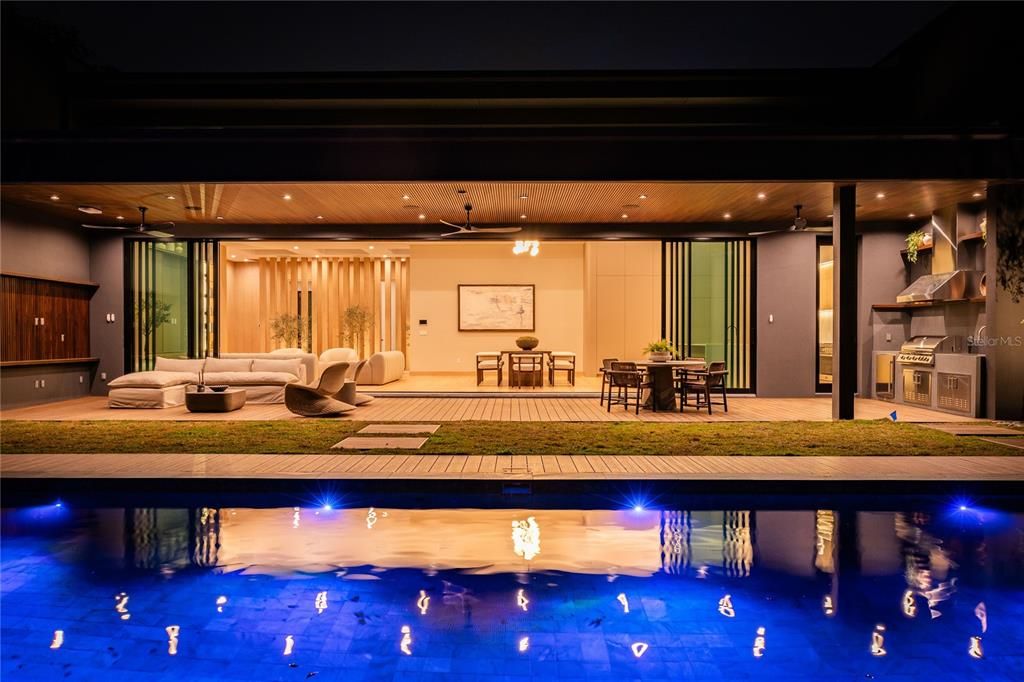 For Sale: $4,499,995 (6 beds, 6 baths, 5428 Square Feet)