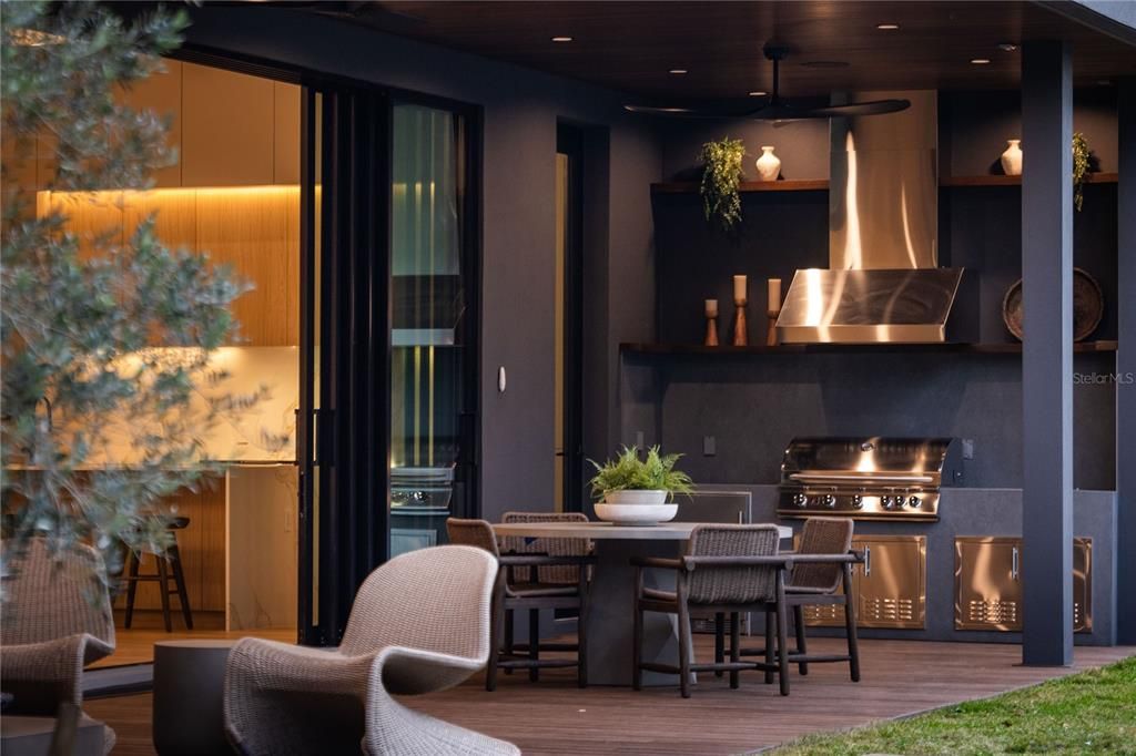 For Sale: $4,499,995 (6 beds, 6 baths, 5428 Square Feet)