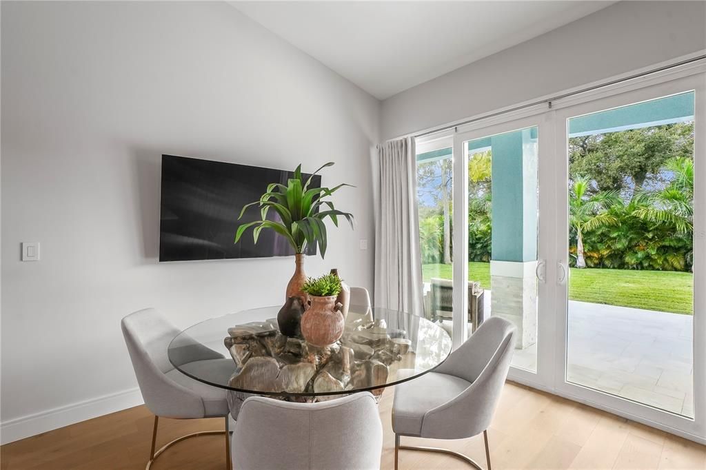 待售: $949,000 (4 贝兹, 3 浴室, 2830 平方英尺)