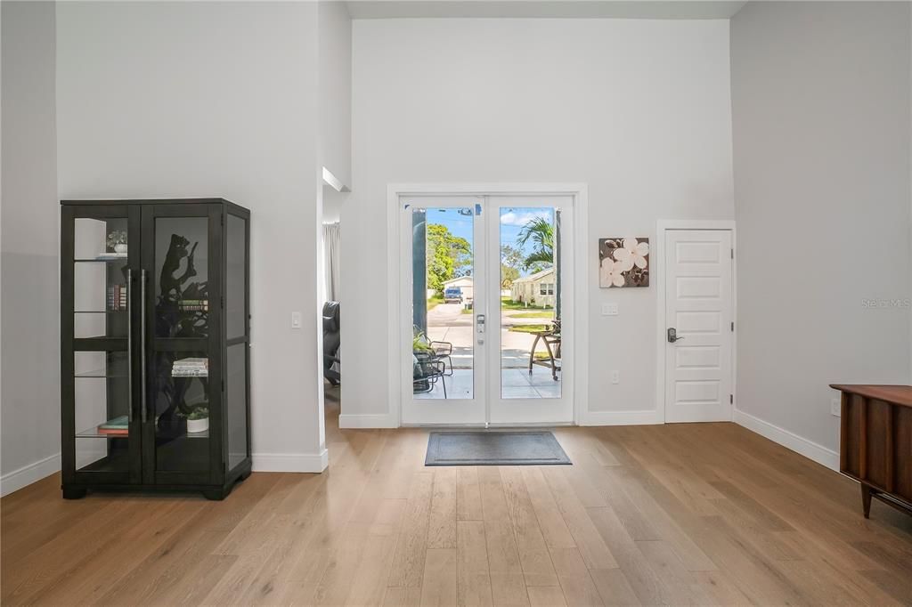 待售: $949,000 (4 贝兹, 3 浴室, 2830 平方英尺)