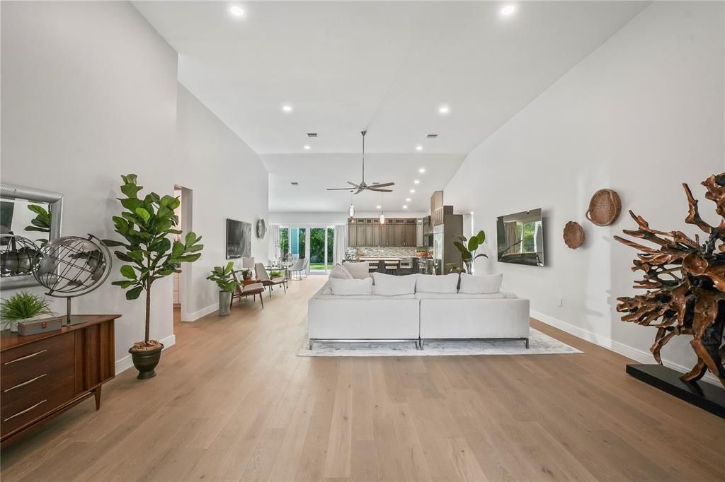 待售: $949,000 (4 贝兹, 3 浴室, 2830 平方英尺)