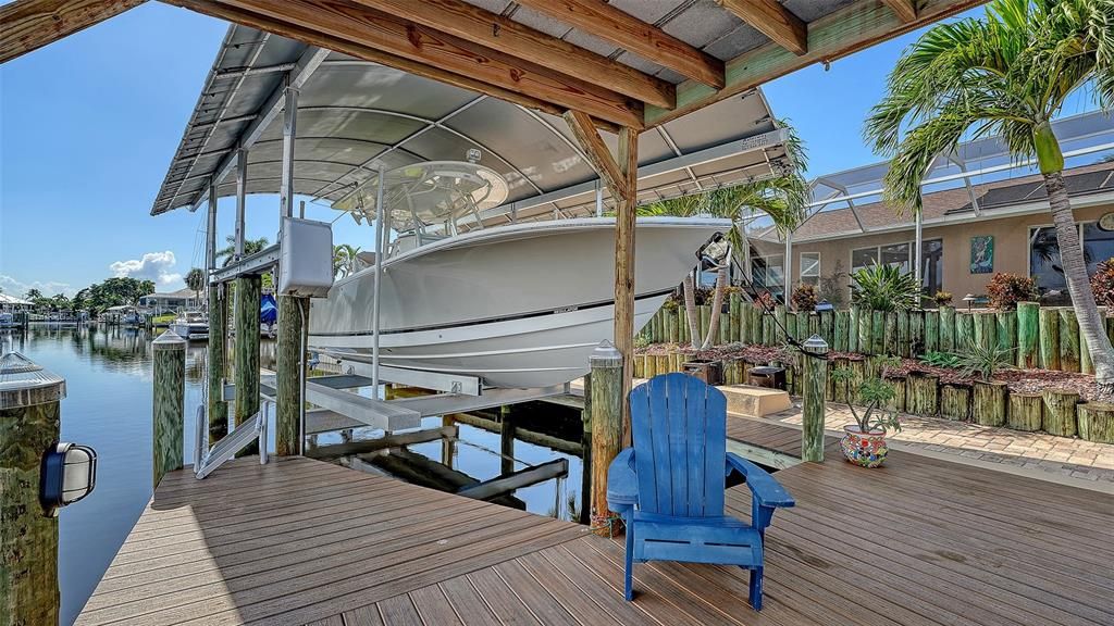 Под контрактом: $1,185,500 (3 спален, 2 ванн, 2119 Квадратных фут)