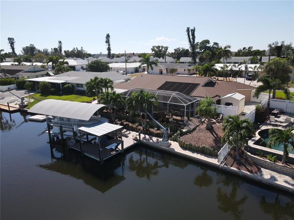 Под контрактом: $1,185,500 (3 спален, 2 ванн, 2119 Квадратных фут)