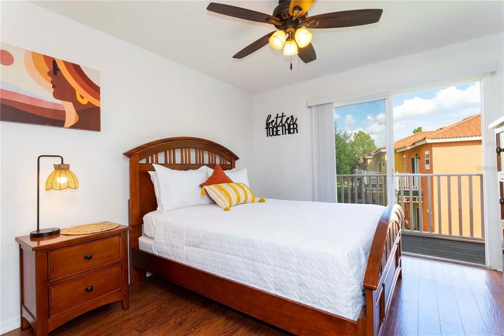 Active With Contract: $249,000 (3 beds, 2 baths, 1291 Square Feet)