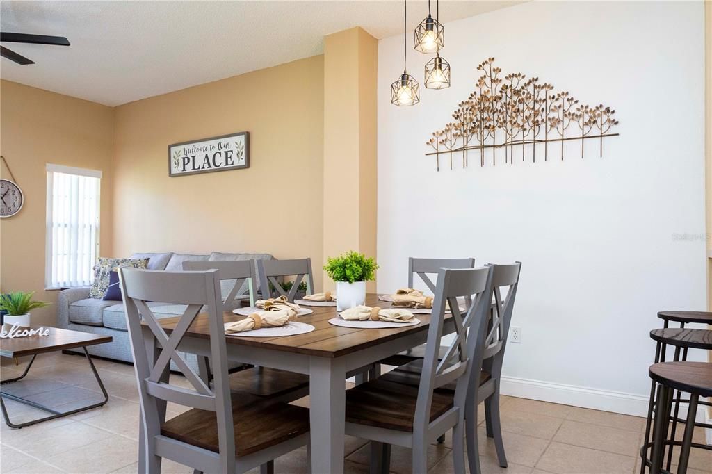 Active With Contract: $249,000 (3 beds, 2 baths, 1291 Square Feet)