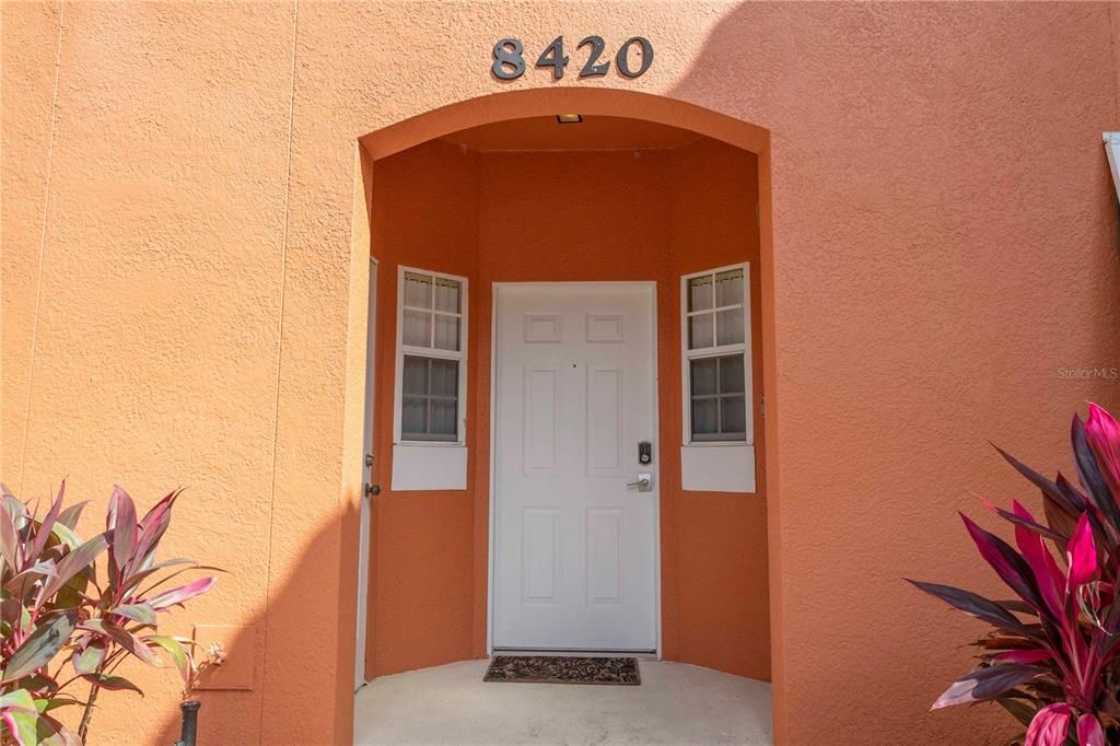 Active With Contract: $249,000 (3 beds, 2 baths, 1291 Square Feet)