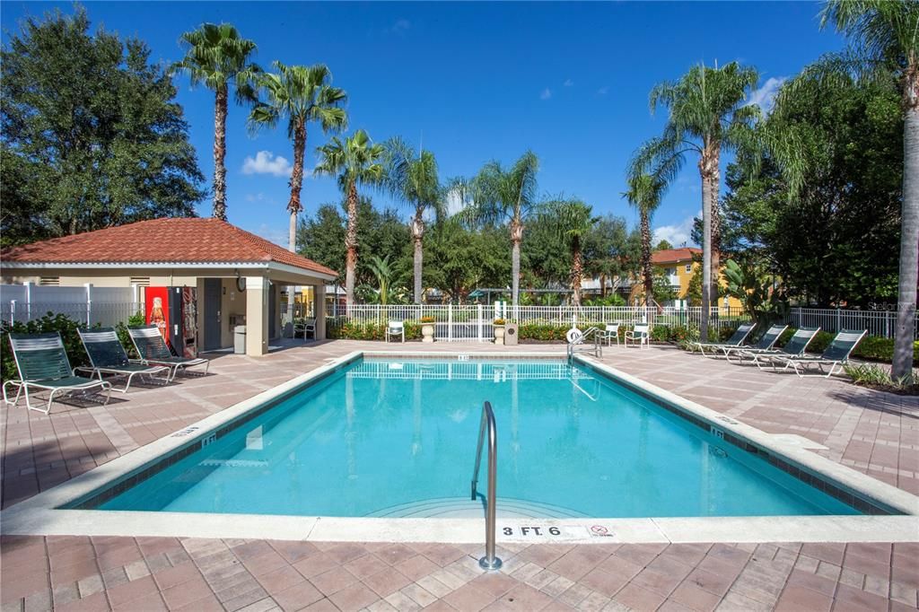 Active With Contract: $249,000 (3 beds, 2 baths, 1291 Square Feet)