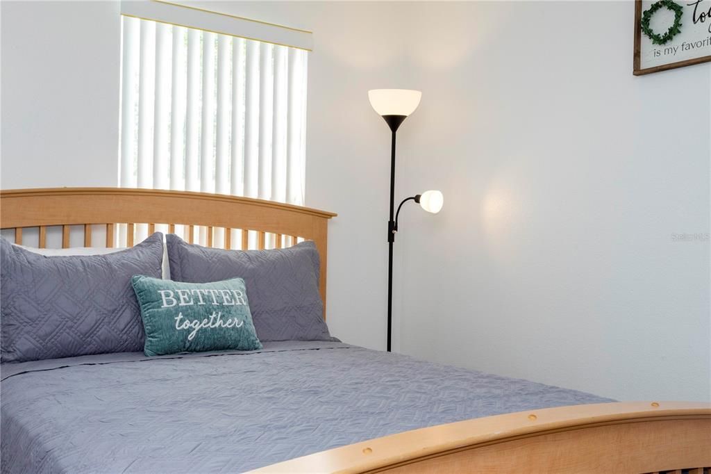 Active With Contract: $249,000 (3 beds, 2 baths, 1291 Square Feet)