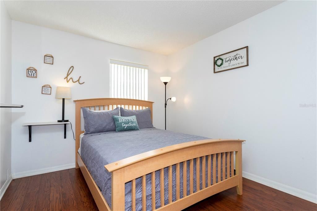 Active With Contract: $249,000 (3 beds, 2 baths, 1291 Square Feet)