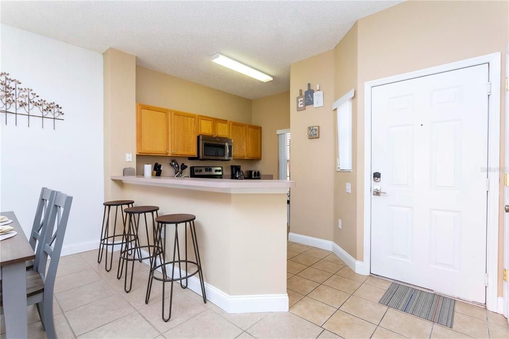 Active With Contract: $249,000 (3 beds, 2 baths, 1291 Square Feet)
