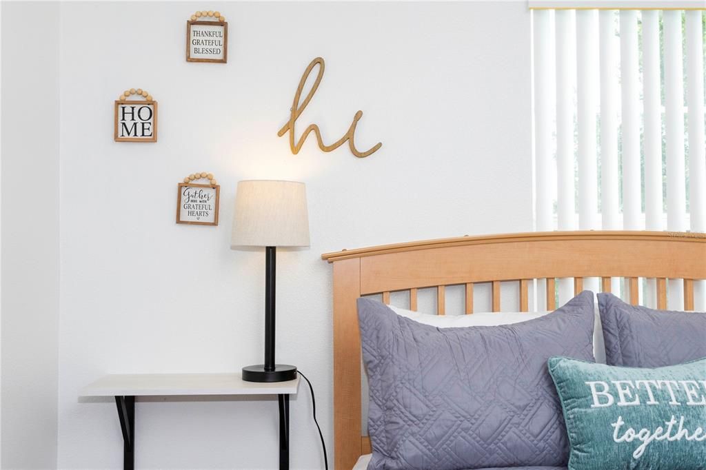 Active With Contract: $249,000 (3 beds, 2 baths, 1291 Square Feet)