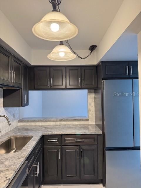 For Rent: $1,700 (2 beds, 1 baths, 853 Square Feet)