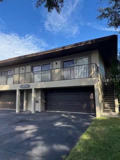 For Rent: $1,700 (2 beds, 1 baths, 853 Square Feet)