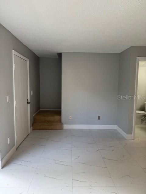 For Rent: $1,700 (2 beds, 1 baths, 853 Square Feet)