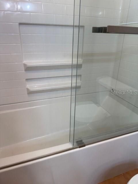 For Rent: $1,700 (2 beds, 1 baths, 853 Square Feet)