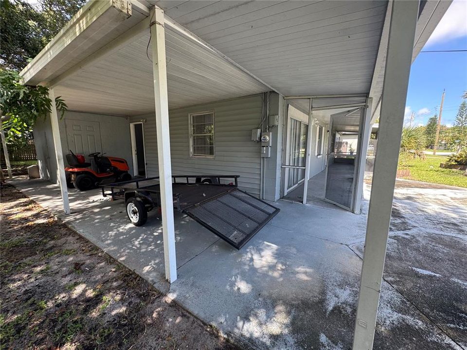 待售: $175,000 (3 贝兹, 1 浴室, 916 平方英尺)