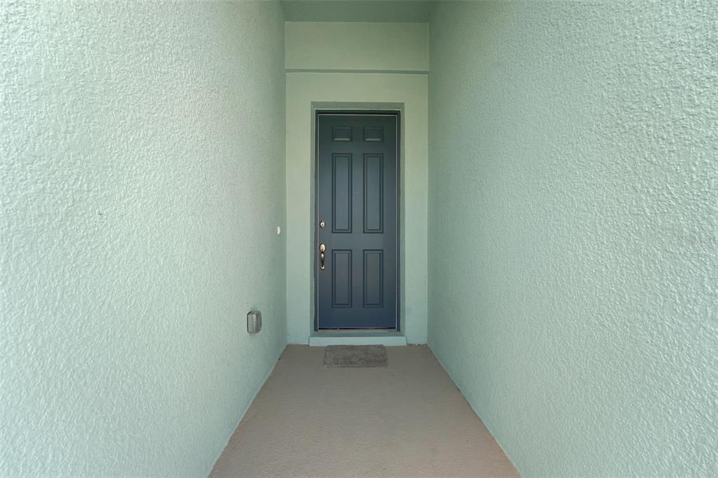 Под контрактом: $300,388 (4 спален, 2 ванн, 1938 Квадратных фут)