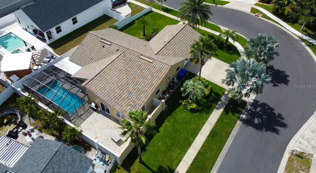 En Venta: $775,000 (3 camas, 2 baños, 2299 Pies cuadrados)