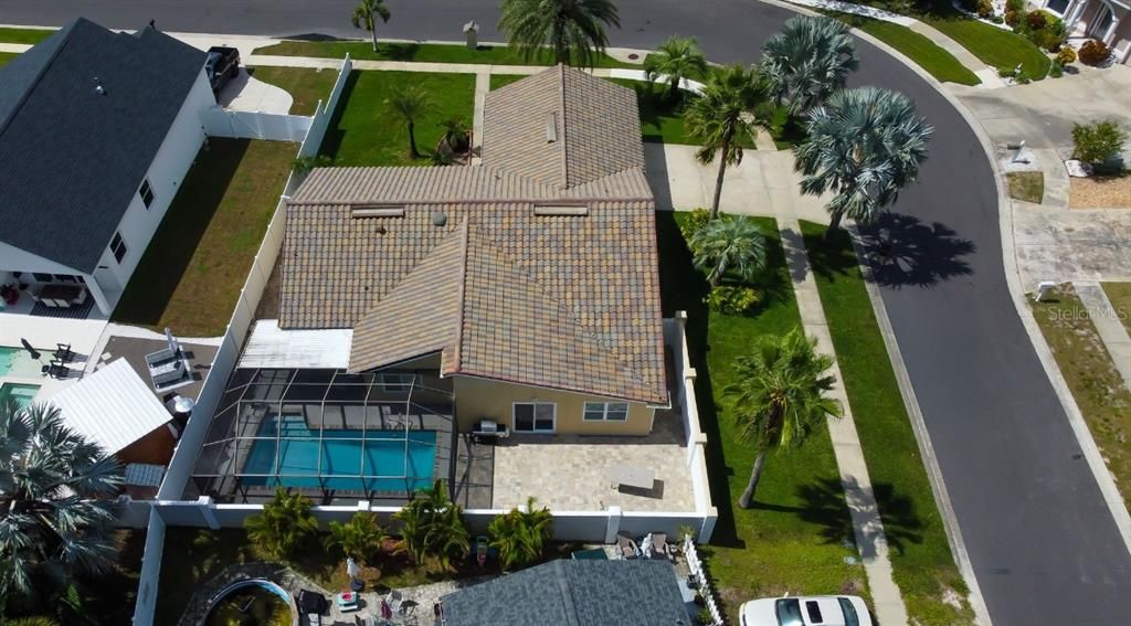 En Venta: $775,000 (3 camas, 2 baños, 2299 Pies cuadrados)