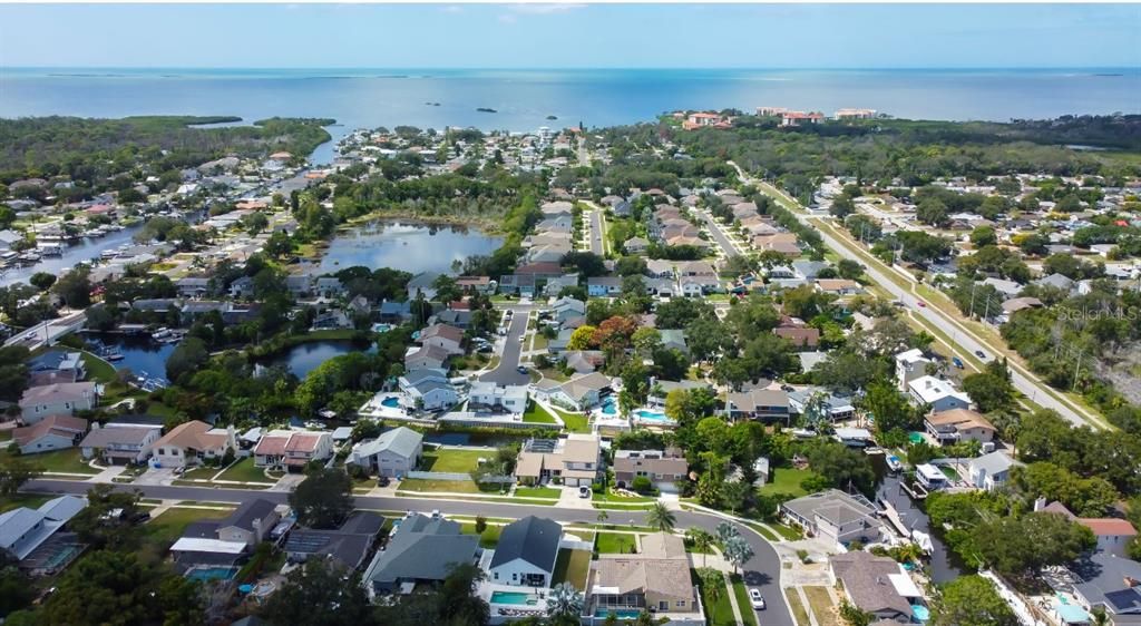 En Venta: $775,000 (3 camas, 2 baños, 2299 Pies cuadrados)