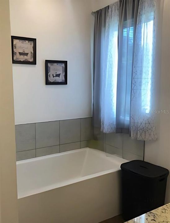 В аренду: $2,900 (4 спален, 3 ванн, 2431 Квадратных фут)