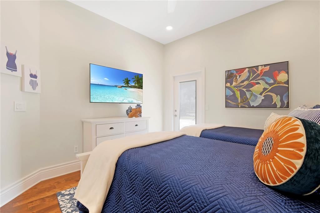 For Sale: $3,399,000 (4 beds, 4 baths, 4036 Square Feet)