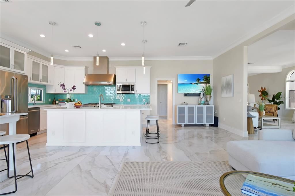 For Sale: $3,399,000 (4 beds, 4 baths, 4036 Square Feet)