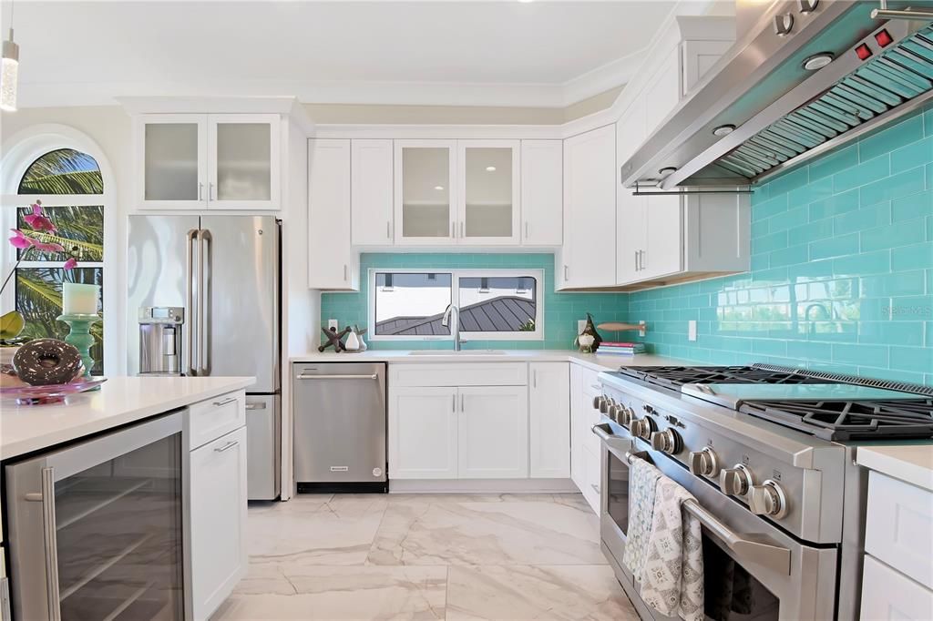 For Sale: $3,399,000 (4 beds, 4 baths, 4036 Square Feet)