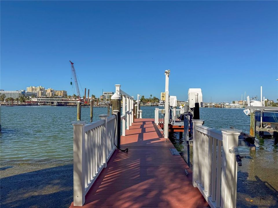 For Sale: $3,399,000 (4 beds, 4 baths, 4036 Square Feet)