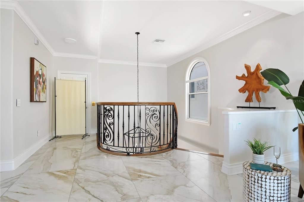 For Sale: $3,399,000 (4 beds, 4 baths, 4036 Square Feet)