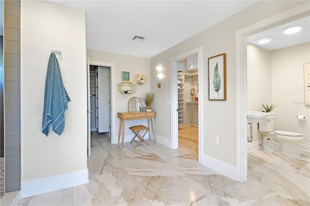 For Sale: $3,399,000 (4 beds, 4 baths, 4036 Square Feet)