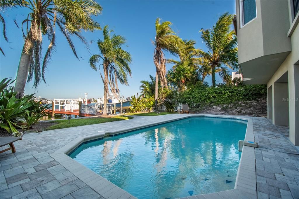 For Sale: $3,399,000 (4 beds, 4 baths, 4036 Square Feet)