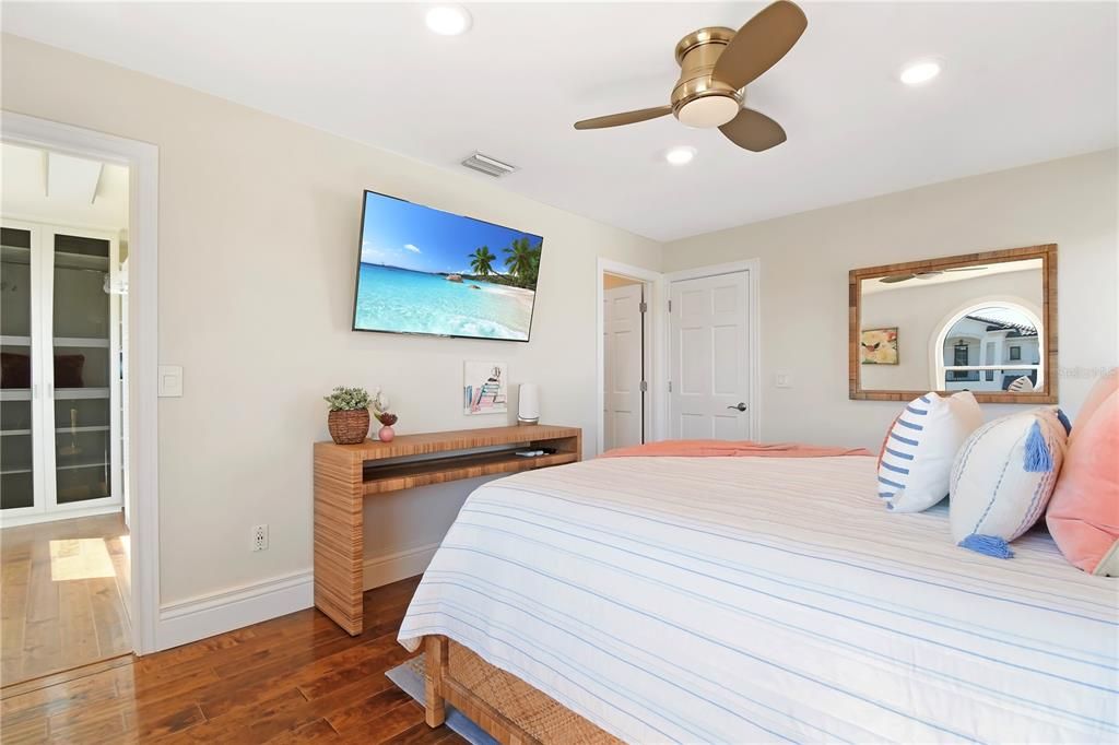 For Sale: $3,399,000 (4 beds, 4 baths, 4036 Square Feet)