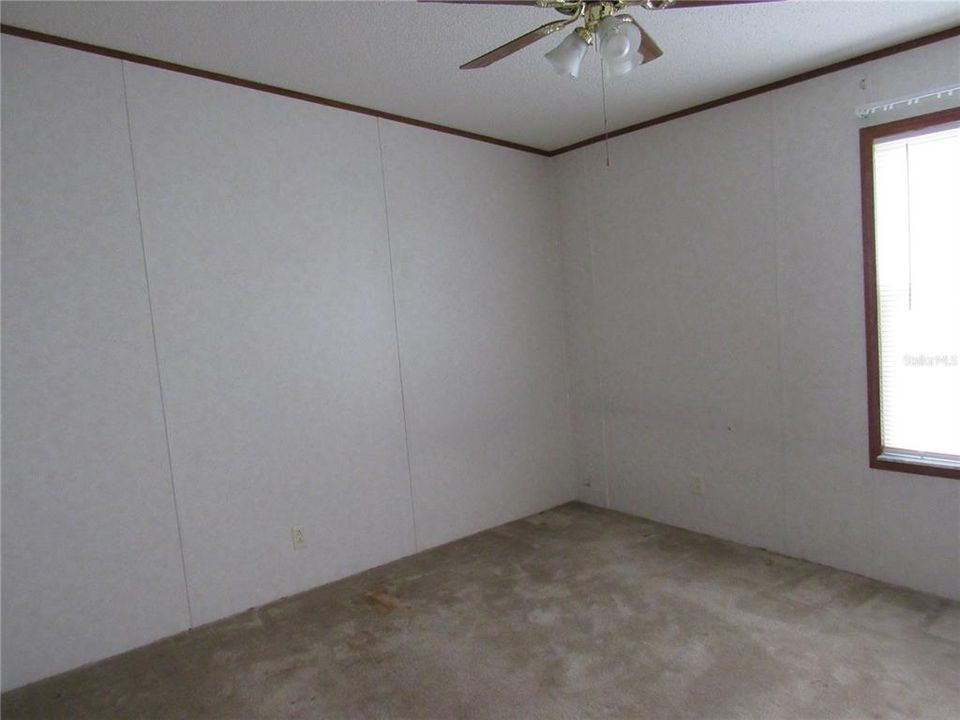 На продажу: $134,900 (3 спален, 2 ванн, 1188 Квадратных фут)