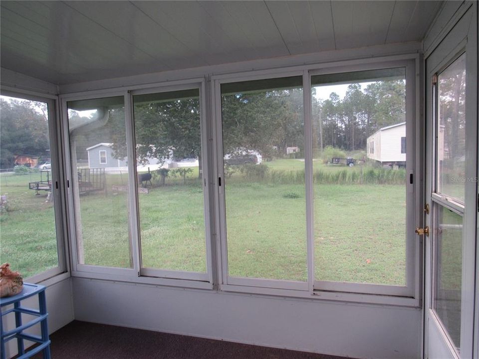 На продажу: $134,900 (3 спален, 2 ванн, 1188 Квадратных фут)