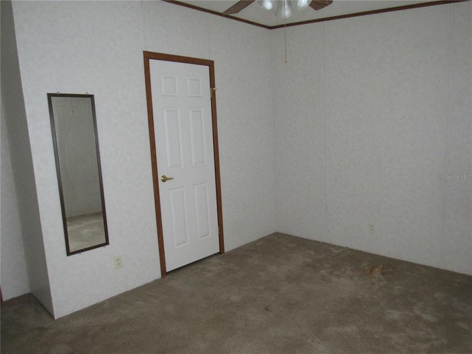 На продажу: $134,900 (3 спален, 2 ванн, 1188 Квадратных фут)