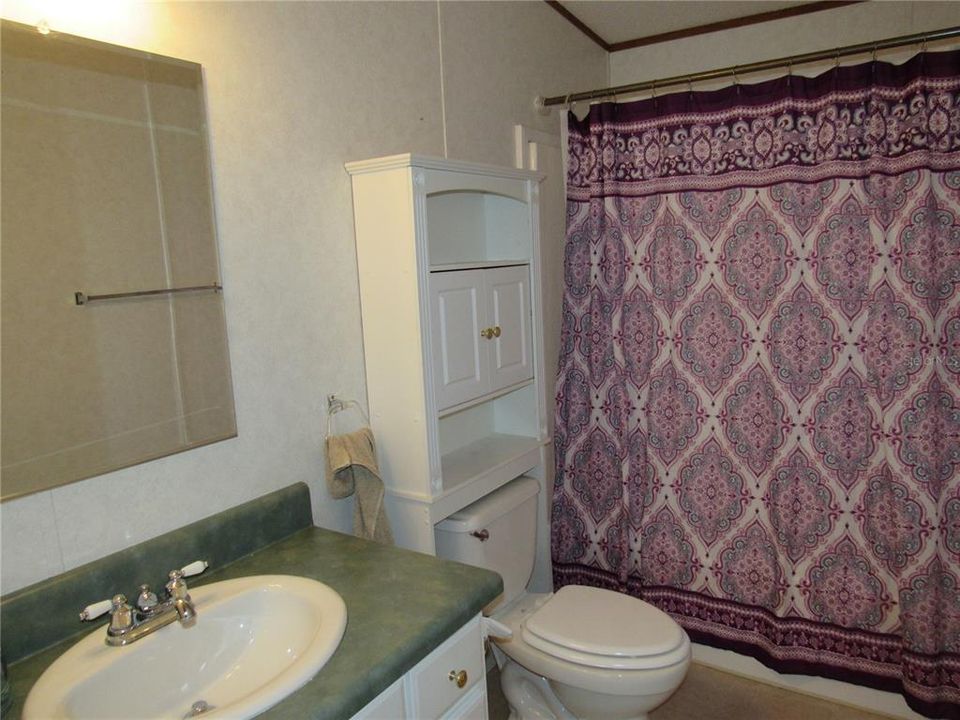 На продажу: $134,900 (3 спален, 2 ванн, 1188 Квадратных фут)