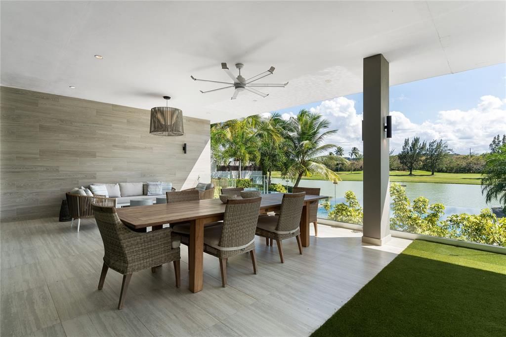 待售: $6,900,000 (6 贝兹, 6 浴室, 4065 平方英尺)