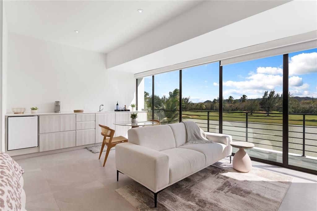 待售: $6,900,000 (6 贝兹, 6 浴室, 4065 平方英尺)