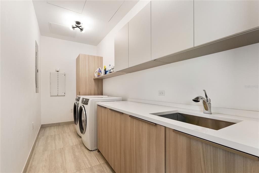 待售: $6,900,000 (6 贝兹, 6 浴室, 4065 平方英尺)