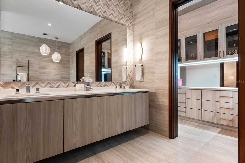 待售: $6,900,000 (6 贝兹, 6 浴室, 4065 平方英尺)