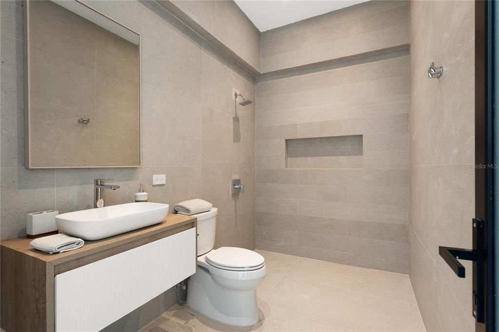 待售: $6,900,000 (6 贝兹, 6 浴室, 4065 平方英尺)