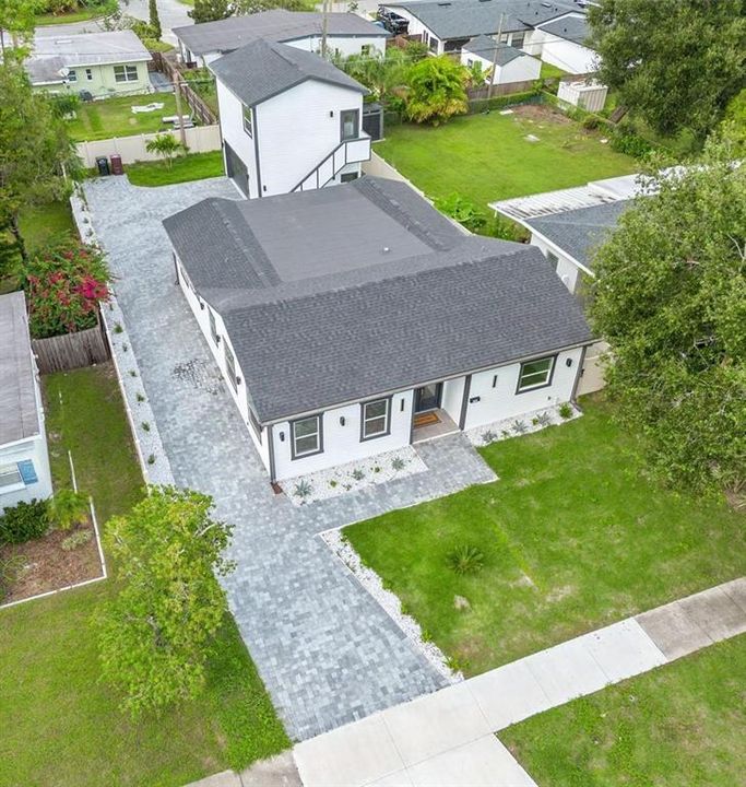 En Venta: $965,500 (5 camas, 4 baños, 2483 Pies cuadrados)