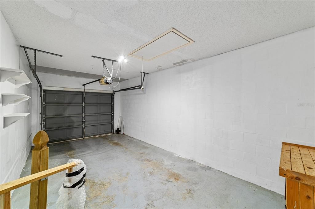 待售: $145,900 (2 贝兹, 2 浴室, 1612 平方英尺)