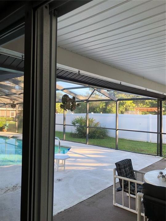 For Sale: $320,000 (2 beds, 2 baths, 1443 Square Feet)