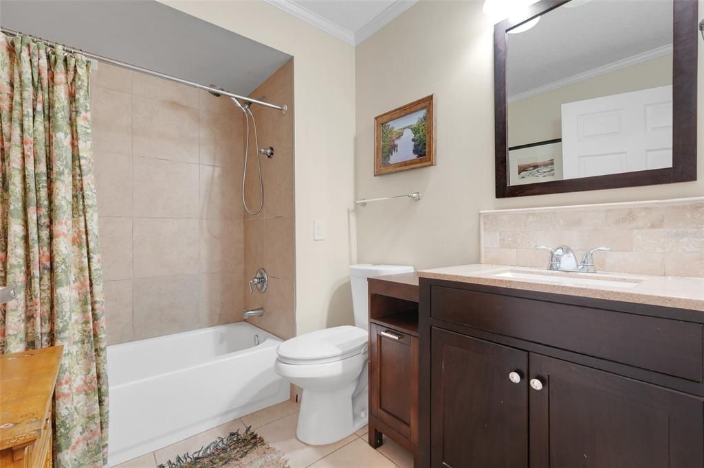 For Sale: $650,000 (3 beds, 2 baths, 2337 Square Feet)