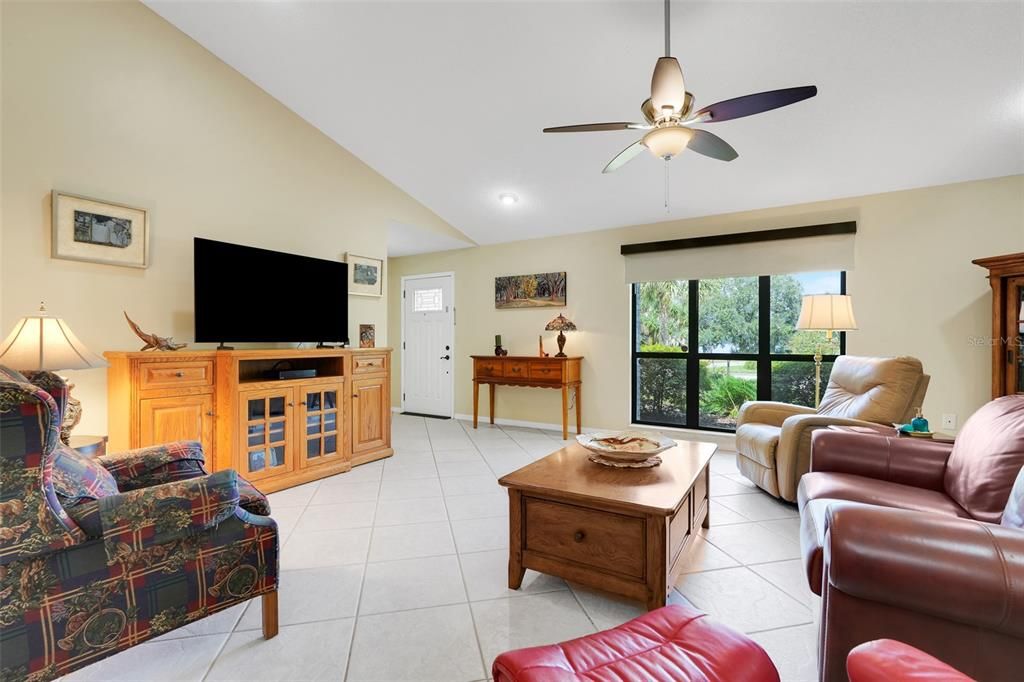 For Sale: $650,000 (3 beds, 2 baths, 2337 Square Feet)