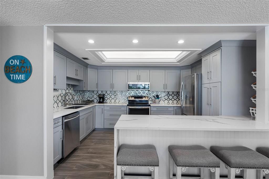 出租: $3,500 (2 贝兹, 2 浴室, 1390 平方英尺)