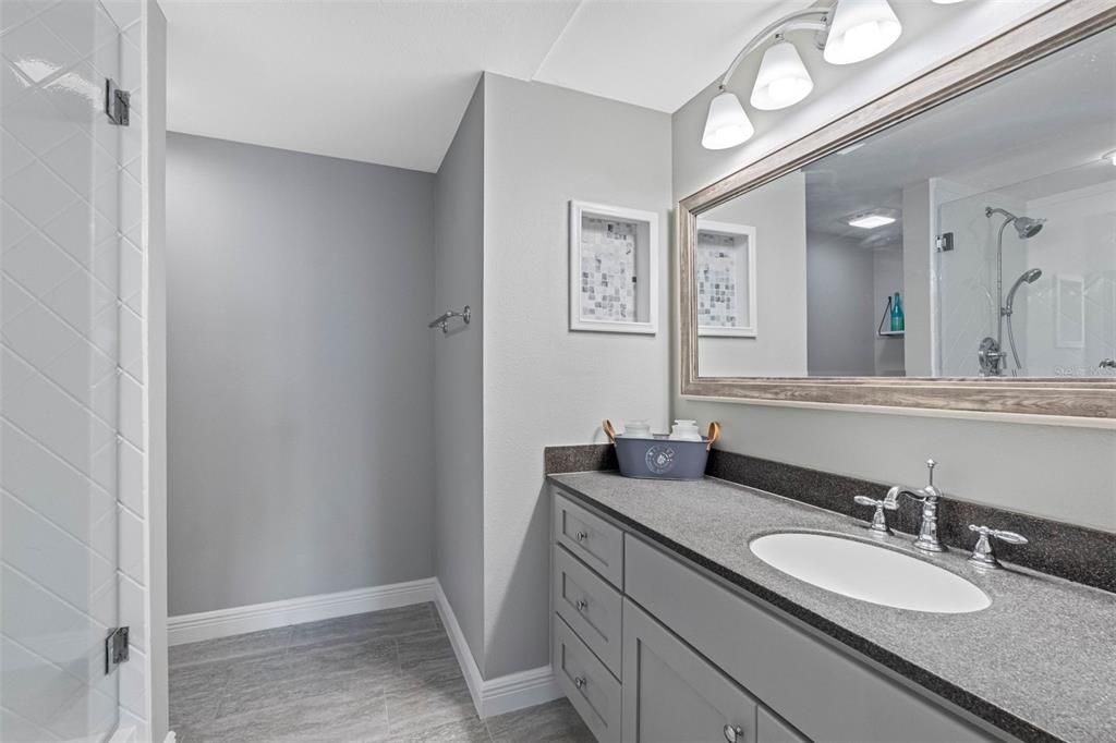 出租: $3,500 (2 贝兹, 2 浴室, 1390 平方英尺)